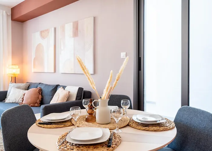 Arion 1-bedroom In 아파트 *